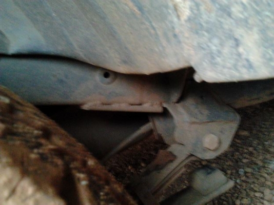 ขาย กระบะแค็ป มังกรทอง ISUZU SPACECAB 2.5 ปี39/96โฉม แป๊ะยิ้ม แท้ วางเครื่อง มังกร4JB1 2.8 (ลงเล่ม) แห้งดีไม่มีไอ แรงจริง ช่วงล่างแน่นคัสซีดี มีตำหนิหลังขวานิดหน่อย ตามรูป สีดีหน้า-หลังเดิม ภายในสวย คอนโซลครบ แอร์ พ.พาวเวอร์ ล้อแม็ก ยางสวย4เส้น 75/235/15