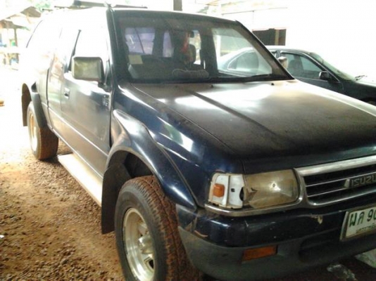 ขาย กระบะแค็ป มังกรทอง ISUZU SPACECAB 2.5 ปี39/96โฉม แป๊ะยิ้ม แท้ วางเครื่อง มังกร4JB1 2.8 (ลงเล่ม) แห้งดีไม่มีไอ แรงจริง ช่วงล่างแน่นคัสซีดี มีตำหนิหลังขวานิดหน่อย ตามรูป สีดีหน้า-หลังเดิม ภายในสวย คอนโซลครบ แอร์ พ.พาวเวอร์ ล้อแม็ก ยางสวย4เส้น 75/235/15