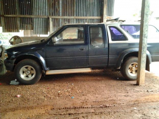 ขาย กระบะแค็ป มังกรทอง ISUZU SPACECAB 2.5 ปี39/96โฉม แป๊ะยิ้ม แท้ วางเครื่อง มังกร4JB1 2.8 (ลงเล่ม) แห้งดีไม่มีไอ แรงจริง ช่วงล่างแน่นคัสซีดี มีตำหนิหลังขวานิดหน่อย ตามรูป สีดีหน้า-หลังเดิม ภายในสวย คอนโซลครบ แอร์ พ.พาวเวอร์ ล้อแม็ก ยางสวย4เส้น 75/235/15