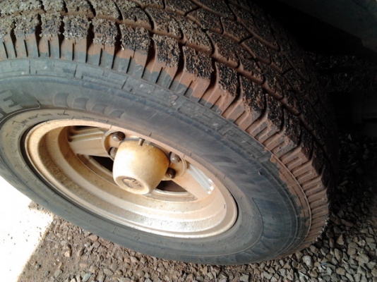 ขาย กระบะแค็ป มังกรทอง ISUZU SPACECAB 2.5 ปี39/96โฉม แป๊ะยิ้ม แท้ วางเครื่อง มังกร4JB1 2.8 (ลงเล่ม) แห้งดีไม่มีไอ แรงจริง ช่วงล่างแน่นคัสซีดี มีตำหนิหลังขวานิดหน่อย ตามรูป สีดีหน้า-หลังเดิม ภายในสวย คอนโซลครบ แอร์ พ.พาวเวอร์ ล้อแม็ก ยางสวย4เส้น 75/235/15