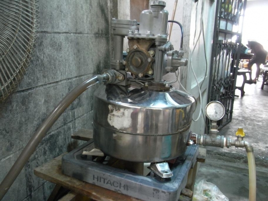 ขายปั้มน้ำ Hitachi 150 W ถังสแตนเลสพร้อมใช้งาน รับประกันคุณภาพ ดูประวัติการขายผมได้ครับ