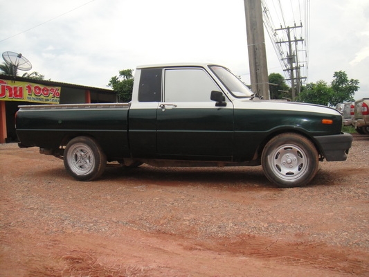 ขายมาสด้า 1300 สีเขียว มีแอร์ ติดแก๊สแล้ว ทะเบียนเต็มพร้อมโอน ขายมาสด้า 1300 สีเขียว มีแอร์ ติดแก๊สแล้ว ทะเบียนเต็มพร้อมโอน