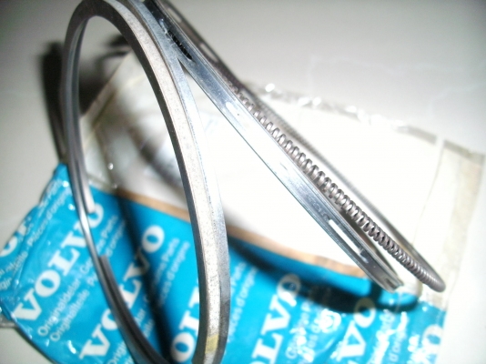 Spare part VOE 276197 Piston Ring Kit (Volvo) Spare part VOE 276197 Piston Ring Kit (Volvo)