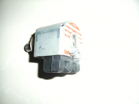 Spare part VOE 11992402 Solenoid valve (Volvo),Replace Part No.VOE 4880930 Spare part VOE 11992402 Solenoid valve (Volvo),Replace Part No.VOE 4880930