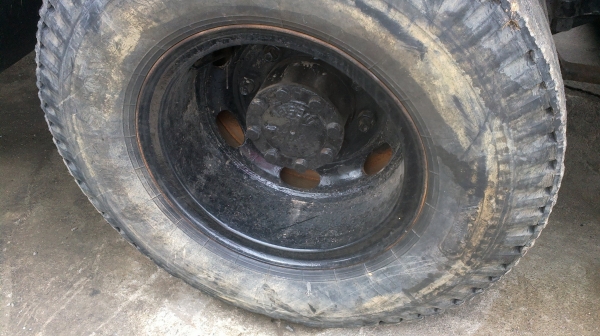 ขายรถบรรทุก 10 ล้อ NISSAN UD พร้อมเฮี้ยบเครน 4.5 ตัน พื้นเรียบ สวย ขายรถบรรทุก 10 ล้อ NISSAN UD พร้อมเฮี้ยบเครน 4.5 ตัน พื้นเรียบ สวย