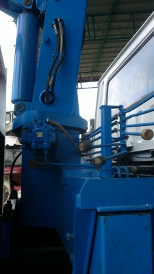 ขายรถบรรทุก 10 ล้อ NISSAN UD พร้อมเฮี้ยบเครน 4.5 ตัน พื้นเรียบ สวย ขายรถบรรทุก 10 ล้อ NISSAN UD พร้อมเฮี้ยบเครน 4.5 ตัน พื้นเรียบ สวย