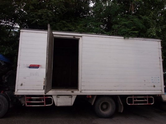 @@__ขายถูก__@@หกล้อตู้แห้ง ISUZU NPR 130 ยาว 5.5เมตร วิ่งส่ง7/11ได้เลยครับ
