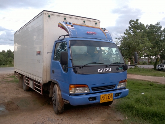 @@__ขายถูก__@@หกล้อตู้แห้ง ISUZU NPR 130 ยาว 5.5เมตร วิ่งส่ง7/11ได้เลยครับ