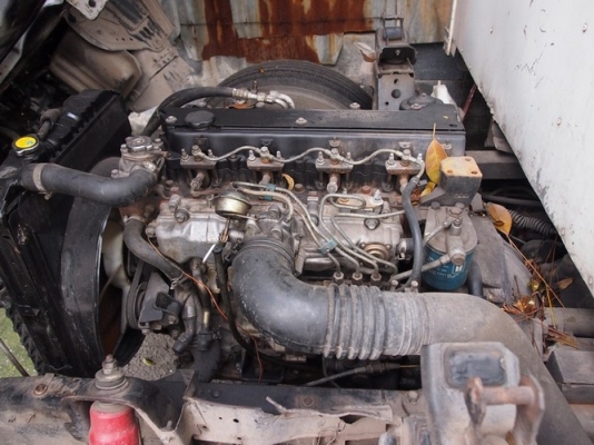@@__ขายถูก__@@หกล้อตู้แห้ง ISUZU NPR 130 ยาว 5.5เมตร วิ่งส่ง7/11ได้เลยครับ