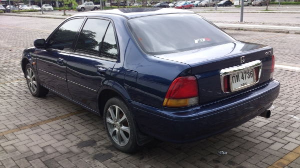 ขายด่วน ไม่มีที่จอด Honda City ปี 97 พร้อมใช้ จัดได้ 100,000 ขายด่วน ไม่มีที่จอด Honda City ปี 97 พร้อมใช้ จัดได้ 100,000