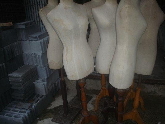 วันอาทิตย์ที่ 3 สค56ไปนครสวรรค์ ลดให้ท่านที่ตัดสินใจอยู่เชิญครับ*เกี่ยวกับการใช้หุ่น  มีขาโชว์พร้อม