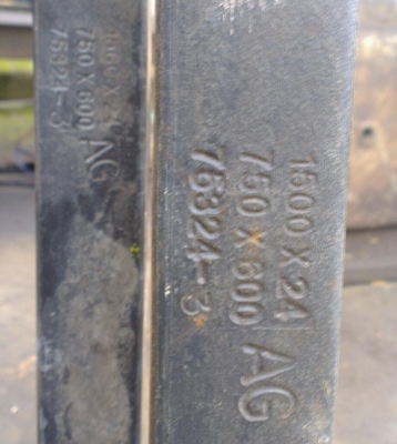 Sell> ขาย "งา โฟล์คลิฟท์" 1.1 เมตร ครับ ไม่แน่ใจว่ายี่ห้ออะไร แต่น่าจะเป็น 2.0 กับ 2.5 ตันครับ