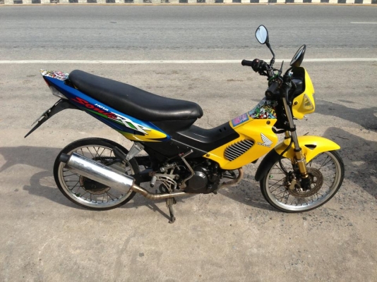 โซนิค ปี 44 เครื่องดี สีสวย เกียร์โยง ทะเบียนไม่ขาด ชุดโอนครบ