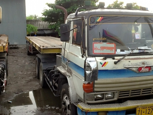 ขายรถบรรทุกเทนเลอร์พร้อมหาง hino 221เดิมๆ