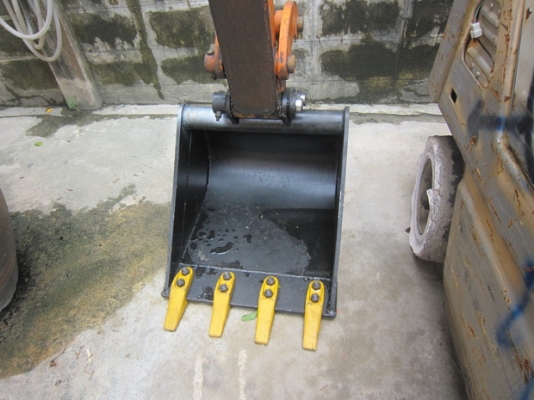 ขาย รถขุดเล็ก HITACHI รุ่น EX30 แทร็กเหล็ก มือสองญี่ปุ่น