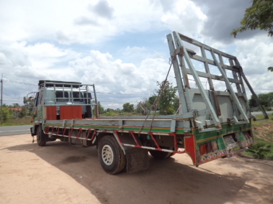 ขายรถ6ล้ออีซูซุร็อก 175แรง เบรกทิฟฟี เพาเวอร์ ยาง8.25