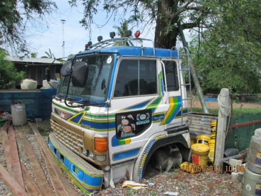 หัวเก๋ง 10 ล้อ HINO