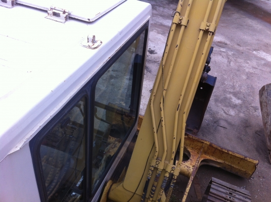 ขายด่วน KOMATSU PC60-6  เก่าญี่ปุ่นยังไม่เคยใช้งานในไทย สภาพสวย เครื่องปั้มดี