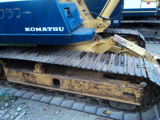 ขายด่วน KOMATSU PC60-6  เก่าญี่ปุ่นยังไม่เคยใช้งานในไทย สภาพสวย เครื่องปั้มดี
