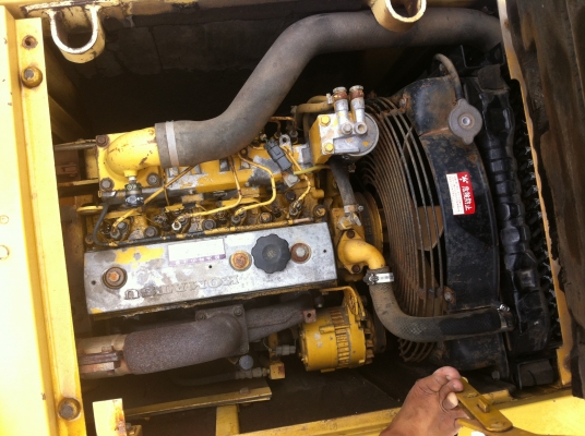 ขายด่วน KOMATSU PC60-6  เก่าญี่ปุ่นยังไม่เคยใช้งานในไทย สภาพสวย เครื่องปั้มดี