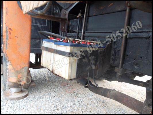 ขายด่วน รถบรรทุก 6 ล้อ ISUZU ROCKY 145 แรง พร้อมเครน 3 ตัน 3 ปลอก รถพร้อมใช้งาน ราคาสุดคุ้ม