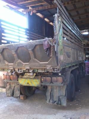 ขายรถบรรทุก10ล้อ2เพลา HINO FM187LA-12685เครื่องHO7C ดั้มกระบะไม้คอกเกษตร เล่มพร้อมโอนครับ