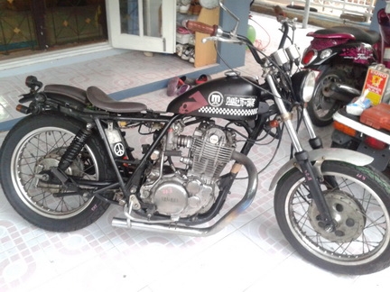 ขาย SR400 ปี 93 รถเพิ่งมาจากญี่ปุ่น