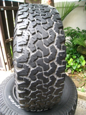 ยาง BF Goodrich All-Terrian 265/75/16