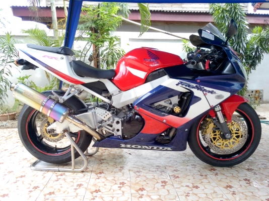 (ลดด่วน)ขายCBR929อินวอยสรรพสามิตแท้ปี2001 เครื่องดี ราคาถูกๆ (ลดด่วน)ขายCBR929อินวอยสรรพสามิตแท้ปี2001 เครื่องดี ราคาถูกๆ