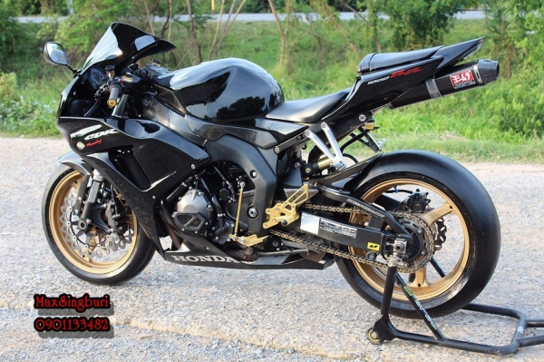แม็กสิงห์บุรี//CBR1000RR ปี2007 SPEC ยุโรป ของแต่งเต็มคัน ท่อสูตร เอกสาร อินวอย 219000 ด่วน