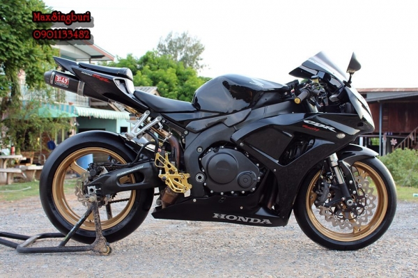 แม็กสิงห์บุรี//CBR1000RR ปี2007 SPEC ยุโรป ของแต่งเต็มคัน ท่อสูตร เอกสาร อินวอย 219000 ด่วน