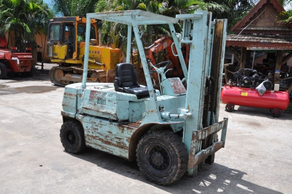 ขาย FORKLIFT MITSUBISHI FD20เครื่องดีเซล ยก2ตัน สภาพเดิมๆจากญี่ปุ่น 95,000เท่านั้น!!