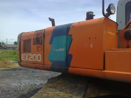 ฝากขายแม็คโค HITACHI EX200-2 ฝากขายแม็คโค HITACHI EX200-2