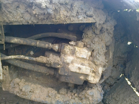 ฝากขายแม็คโค HITACHI EX200-2 ฝากขายแม็คโค HITACHI EX200-2