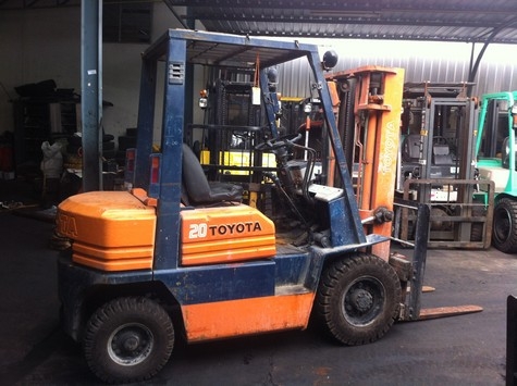ขายรถ โฟล์คลิฟท์ TOYOTA รุ่น 5-FD20