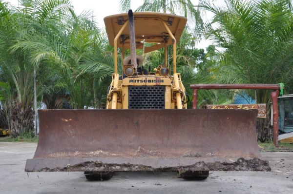 ขายรถดันแทรคเตอร์ MITSUBISHI BD2F สภาพสวยเดิมจากญี่ปุ่น หาอยู่รับรองไม่ผิดหวัง 145,000 เท่านั้น!!