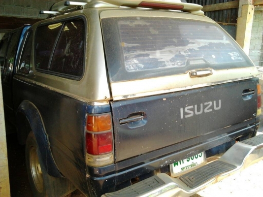 ISUZU TFR มังกรทอง SPACECAB SL 2.8 MT ปี 39 แป๊ะยิ้ม รถบ้านสภาพดีพร้อมใช้งาน กระบะมีหลังคาแคร์รี่บอยให้ครบพร้อม เครื่องแห้งแรงดีไม่เยิ้ม ภายในเก๋งคอนโซลสวยครบ แอร์ พวงมาลัยเพาเวอร์ ช่วงล่างแน่นคัชซีสวย ล้อแม็กลายสวย ยางสภาพดี 70\% พร้อมใช้งาน เอกสารทะเบียน