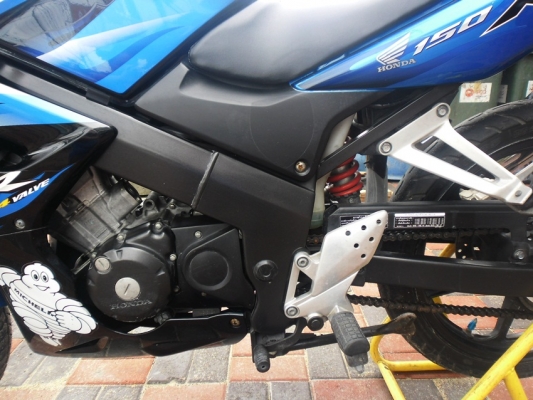 ลูกค้าขอนแก่นจองแล้วCBR150Rปี53ใมล์เหลืองรถบ้านเครื่องแน่นๆสีสวย ลูกค้าขอนแก่นจองแล้วCBR150Rปี53ใมล์เหลืองรถบ้านเครื่องแน่นๆสีสวย