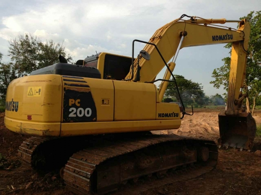 PC200-8 ทำงาน 8พันกว่า ชม. สภาพสวย แน่นๆ