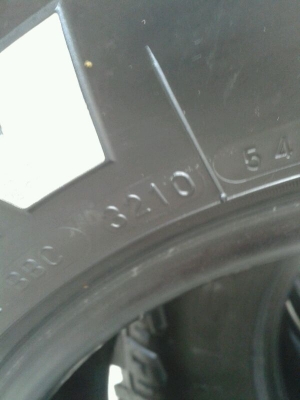 ขาย Mud Maxxis 754 size 265/75R16 ปี 10 ขาย Mud Maxxis 754 size 265/75R16 ปี 10