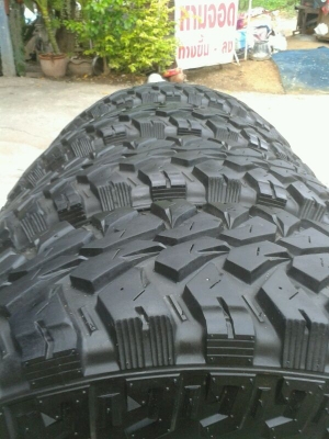 ขาย Mud Maxxis 754 size 265/75R16 ปี 10 ขาย Mud Maxxis 754 size 265/75R16 ปี 10
