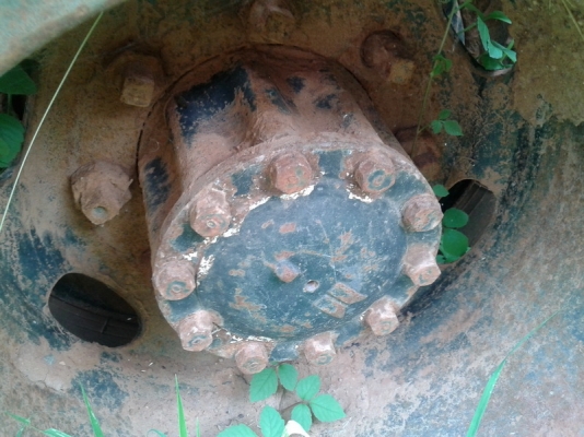 ถอด เพลาพร้อมเฟือง หน้าหลัง แผงเบรค ISUZU 210F ตามรูป