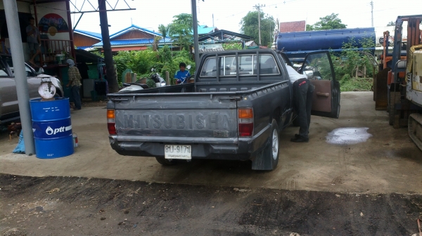 ขายกระบะมิตซู ตอนเดี่ยว แอร์เล่มทะเบียนพร้อม ขายกระบะมิตซู ตอนเดี่ยว แอร์เล่มทะเบียนพร้อม