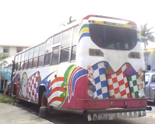 ขายรถบัส10เมตรด่วนๆใครวางมัดจำก่อนเอาไปเลยครับลดให้สุดๆ250000