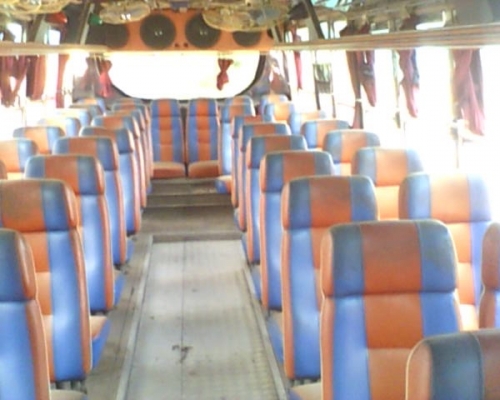 ขายรถบัส10เมตรด่วนๆใครวางมัดจำก่อนเอาไปเลยครับลดให้สุดๆ250000