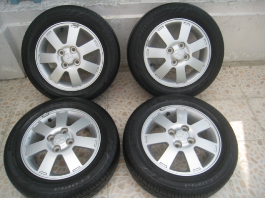 ขายล้อแม็ก Mitsubishi mirage 14"x4.5" et46 4รู100 +ยางปลายปี 12  (081-3747940)
