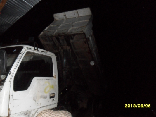 ขายรถดั้มหกล้อมิตซูราคาถูก