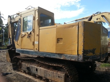 ขายรถแบคโฮ Komatsu pc100-1 ตัวเดินใหม่ ระบบไม่จุ๊กจิก