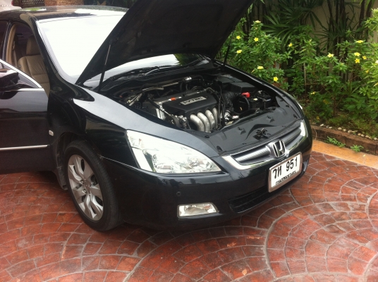 ขายฮอนด้าHonda Accord2003   ขายดาวห์ 280,000 ฟรีค่าโอนรถ ฟรีทองคำ 50 สต. ด่วน เจ้าของแจกจริง รถรุ่น TOP 2.4 สภาพดีมาก มี Cruise control พวงมาลัยมัลติฟังค์ชั่น ไม่เคยมีอุบัติเหตุใดๆทั้งสิ้น เข้าศูนย์ทุกครั้ง มีประวัติชัดเจน มีป.1 ถึงสิ้นปี