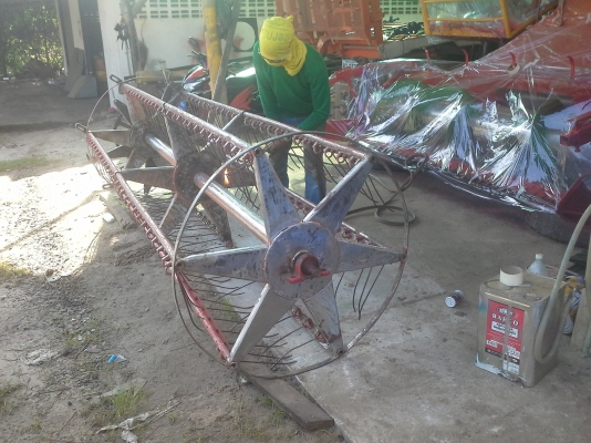 ขายแล้วครับ นำส่งเรียบร้อย ไปอำนาจเจริญคันที่ 2 หลังจากจากติดตามเรามาตั้งแต่คันแรก เห็นรถกำลังรื้อก็วางมัดจำเลย กลัวไม่ทัน